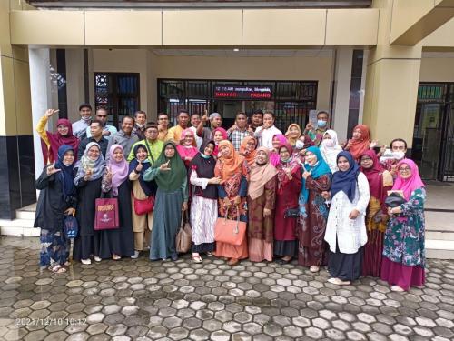 Penandatanganan MoA dengan Perpustakaan UIN Suska Riau 